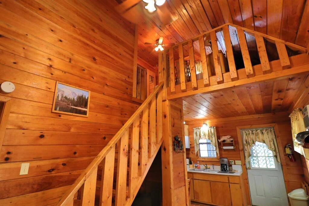 Mountain Cabin 2B Jacuzzi #10 Хелен Экстерьер фото